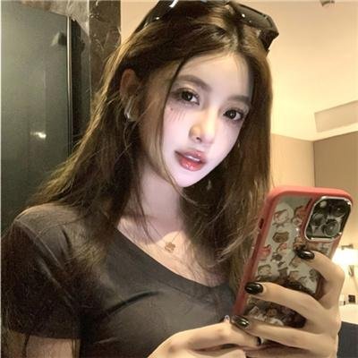 10号舱里的女人